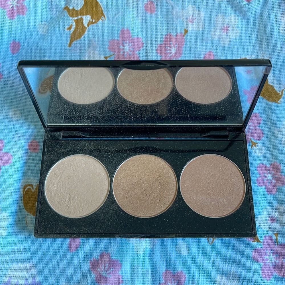 SMASHBOX Spotlight Palette in Gold